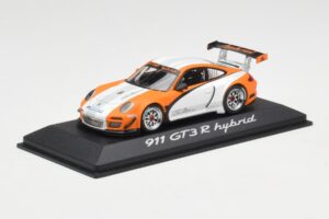 Porsche 911 GT3 R Hybrid 997.2 Presentation White Orange Minichamps 1:43 WAP0201170B Kov – obrázek 2 z 4