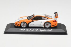Porsche 911 GT3 R Hybrid 997.2 Presentation White Orange Minichamps 1:43 WAP0201170B Kov