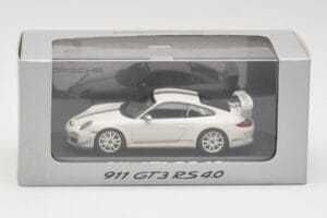 Porsche 911 997.2 GT3 RS 4.0 Bílý Minichamps 1:43 WAP0200010C Kov – obrázek 4 z 4