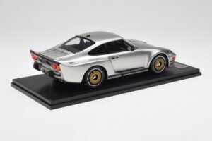 Porsche 911 930 Almeras Biturbo 3.3 Stříbrný Kess 1:18 KE18005B Pryskyřice – obrázek 2 z 6