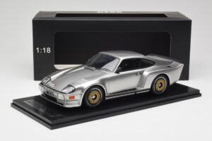 Porsche 911 930 Almeras Biturbo 3.3 Stříbrný Kess 1:18 KE18005B Pryskyřice – obrázek 6 z 6