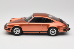 Porsche 911 G-Series Carrera 2.7 Rezavě Oranžový GT Spirit 1:18 GT011CS Pryskyřice – obrázek 3 z 6