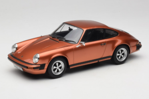 Porsche 911 G-Series Carrera 2.7 Rezavě Oranžový GT Spirit 1:18 GT011CS Pryskyřice