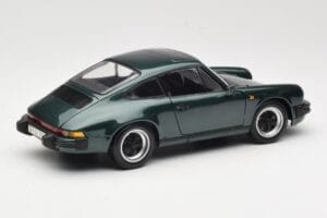 Porsche 911 Carrera Green Metallic Minichamps 1:18 100063022 Kov – obrázek 3 z 8