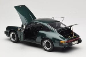 Porsche 911 Carrera Green Metallic Minichamps 1:18 100063022 Kov – obrázek 5 z 8