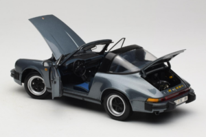 Porsche 911 SC Stříbrný Minichamps 1:18 100063060 Kov – obrázek 5 z 8