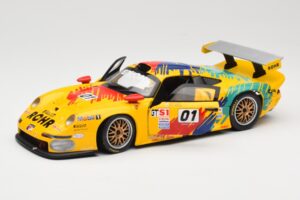 Porsche 911 GT1 #1 D. Rohr / R. Pilgrim / A. McNish 1997 UT Models 1:18 39724 Kov – obrázek 2 z 8