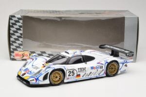 Porsche 911 GT1 #25 Porsche AG U. Alzen / J. Muller / B. Wollek 24 Hours of Le Mans 1998 Maisto 1:18 56052 Kov – obrázek 8 z 8