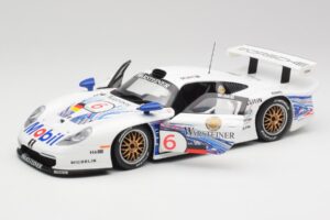 Porsche 911 GT1 #6 T. Boutsen / H-J. Stuck 1997 UT Models 1:18 39720 Kov – obrázek 2 z 8