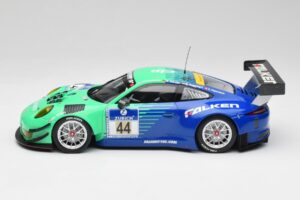 Porsche 911 GT3 R #44 Falken Motorsport W. Henzler / P. Dumbreck NBR 2016 Minichamps 1:18 155166044 Kov – obrázek 3 z 6