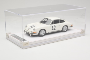 Porsche 911 S #42 R. Buchet / H. Linge Auguste Veuillet 24 Hours of Le Mans Class Winner 1967 IVY Merit 1:18 REMC006 Pryskyři – obrázek 2 z 6