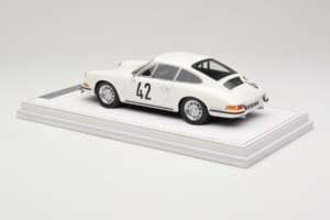 Porsche 911 S #42 R. Buchet / H. Linge Auguste Veuillet 24 Hours of Le Mans Class Winner 1967 IVY Merit 1:18 REMC006 Pryskyři – obrázek 5 z 6