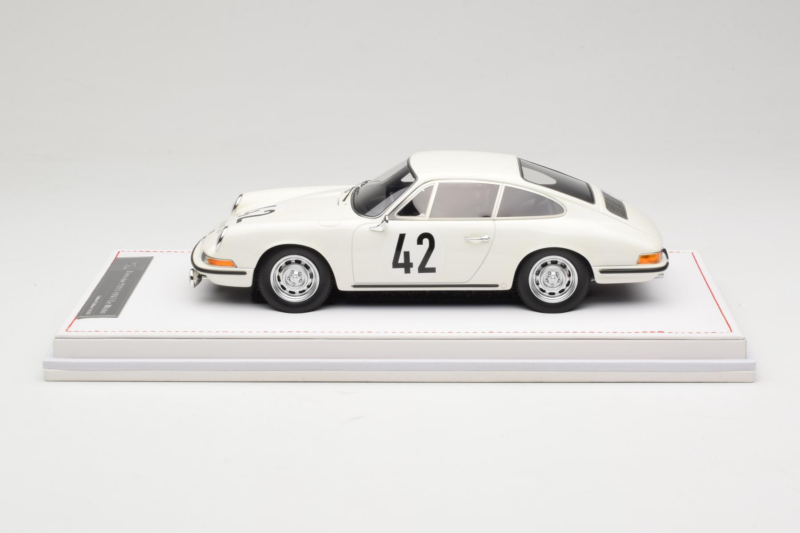 Porsche 911 S #42 R. Buchet / H. Linge Auguste Veuillet 24 Hours of Le Mans Class Winner 1967 IVY Merit 1:18 REMC006 Pryskyři
