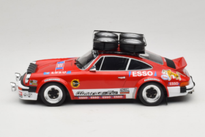 Porsche 911 SC Group 4 Service Car Rally Monte Carlo 1980 IXO 1:18 18RMC233X Kov – obrázek 3 z 6