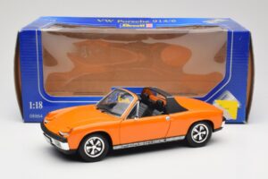 Porsche 914/6 Oranžový Revell 1:18 08864 Kov – obrázek 8 z 8