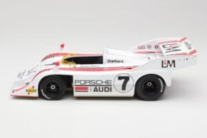 Porsche 917/10 Team Penske #7 G. Follmer Can-Am Series Champion 1972 Minichamps 1:18 155726507 Kov – obrázek 3 z 6