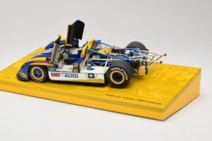Porsche 917/30 #6 Penske Racing M. Donohue Can-Am Champion 1973 Minichamps 1:18 186736006 Kov – obrázek 5 z 8