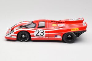 Porsche 917K #23 R. Attwood / H. Herrmann 24 Hours of Le Mans Winner 1970 Norev 1:18 187586 Kov – obrázek 3 z 6