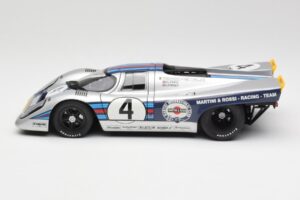 Porsche 917K Martini #4 V. Elford / G. Van Lennep 24 Hours of Daytona 1971 AUTOart 1:18 87182 Kov – obrázek 4 z 8
