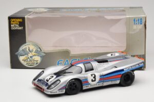 Porsche 917K #3 Martini V. Elford / G. van Lennep 12 Hours of Sebring Winner 1971 Eagles Race 1:18 905002 Kov – obrázek 6 z 6