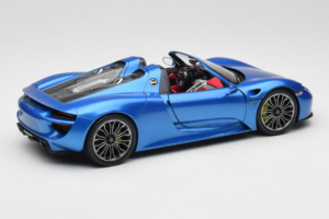Porsche 918 Spyder Blue Metallic Minichamps 1:18 110062432 Kov – obrázek 3 z 8