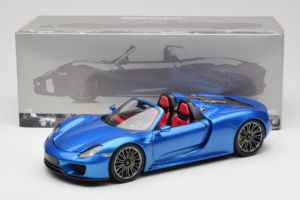 Porsche 918 Spyder Blue Metallic Minichamps 1:18 110062432 Kov – obrázek 8 z 8