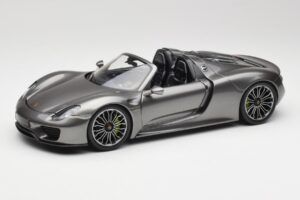 Porsche 918 Spyder Liquid Metal Stříbrný Minichamps 1:18 110062430 Kov