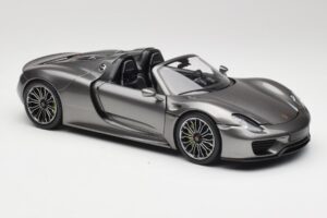 Porsche 918 Spyder Liquid Metal Stříbrný Minichamps 1:18 110062430 Kov – obrázek 6 z 8