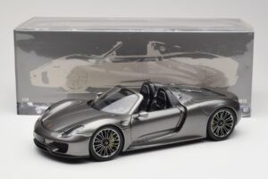 Porsche 918 Spyder Liquid Metal Stříbrný Minichamps 1:18 110062430 Kov – obrázek 8 z 8