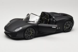 Porsche 918 Spyder Matte Black Minichamps 1:18 110060031 Kov – obrázek 2 z 8