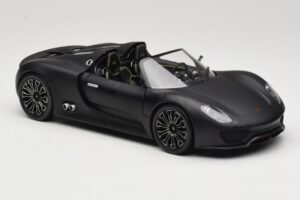 Porsche 918 Spyder Matte Black Minichamps 1:18 110060031 Kov – obrázek 6 z 8
