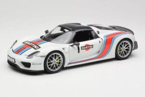 Porsche 918 Spyder Weissach Package Martini Minichamps 1:18 110062440 Kov