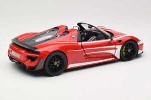 Porsche 918 Spyder Weissach Package Červený & Bílé Pruhy Minichamps 1:18 110062442 Kov – obrázek 4 z 9