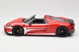 Porsche 918 Spyder Weissach Package Červený & Bílé Pruhy Minichamps 1:18 110062442 Kov – obrázek 5 z 9