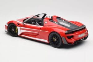 Porsche 918 Spyder Weissach Package Červený & Bílé Pruhy Minichamps 1:18 110062442 Kov – obrázek 8 z 9