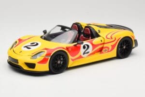 Porsche 918 Spyder Weissach Package Žlutý S Pruhy Minichamps 1:18 110062446 Kov