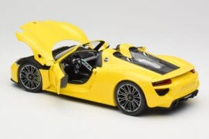 Porsche 918 Spyder Žlutý Minichamps 1:18 110062434 Kov – obrázek 5 z 8