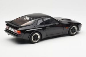 Porsche 924 Carrera GT Černý AUTOart 1:18 78001 Kov – obrázek 3 z 8