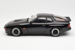 Porsche 924 Carrera GT Černý AUTOart 1:18 78001 Kov – obrázek 4 z 8