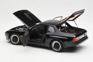Porsche 924 Carrera GT Černý AUTOart 1:18 78001 Kov – obrázek 5 z 8