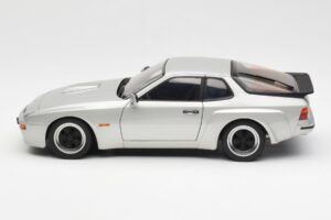 Porsche 924 Carrera GT Diamond Stříbrný AUTOart 1:18 78002 Kov – obrázek 4 z 8