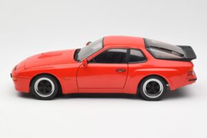 Porsche 924 Carrera GT Guards Červený AUTOart 1:18 78003 Kov – obrázek 4 z 8
