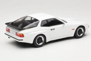 Porsche 924 Carrera GT Bílý MCG 1:18 MCG18197 Kov – obrázek 2 z 6