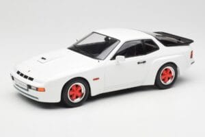 Porsche 924 Carrera GT Bílý & Červené Ráfky MCG 1:18 MCG18303 Kov