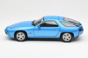 Porsche 928 Modrý AUTOart 1:18 77901 Kov – obrázek 4 z 8