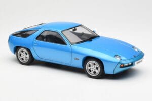 Porsche 928 Modrý AUTOart 1:18 77901 Kov – obrázek 6 z 8