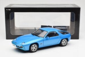 Porsche 928 Modrý AUTOart 1:18 77901 Kov – obrázek 8 z 8