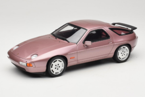 Porsche 928 S Cassis Red Metallic GT Spirit 1:18 GT524 Pryskyřice