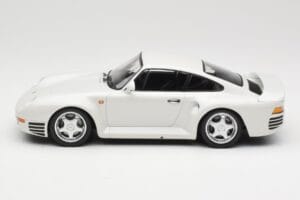 Porsche 959 White Metallic Minichamps 1:18 155066206 Kov – obrázek 3 z 6