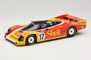 Porsche 962C Group C #17 D. Bell / H-J. Stuck / K. Ludwig 24 Hours of Le Mans 1988 Universal Hobbies 1:18 4704 Kov